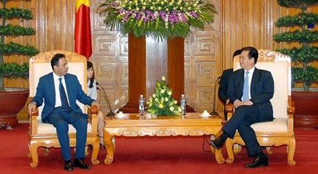 Premierminister Dung empfängt Botschafter aus UAE und Myanmar